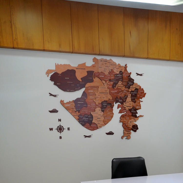 3D Wooden Texture Gujarat Map | The Map Stores